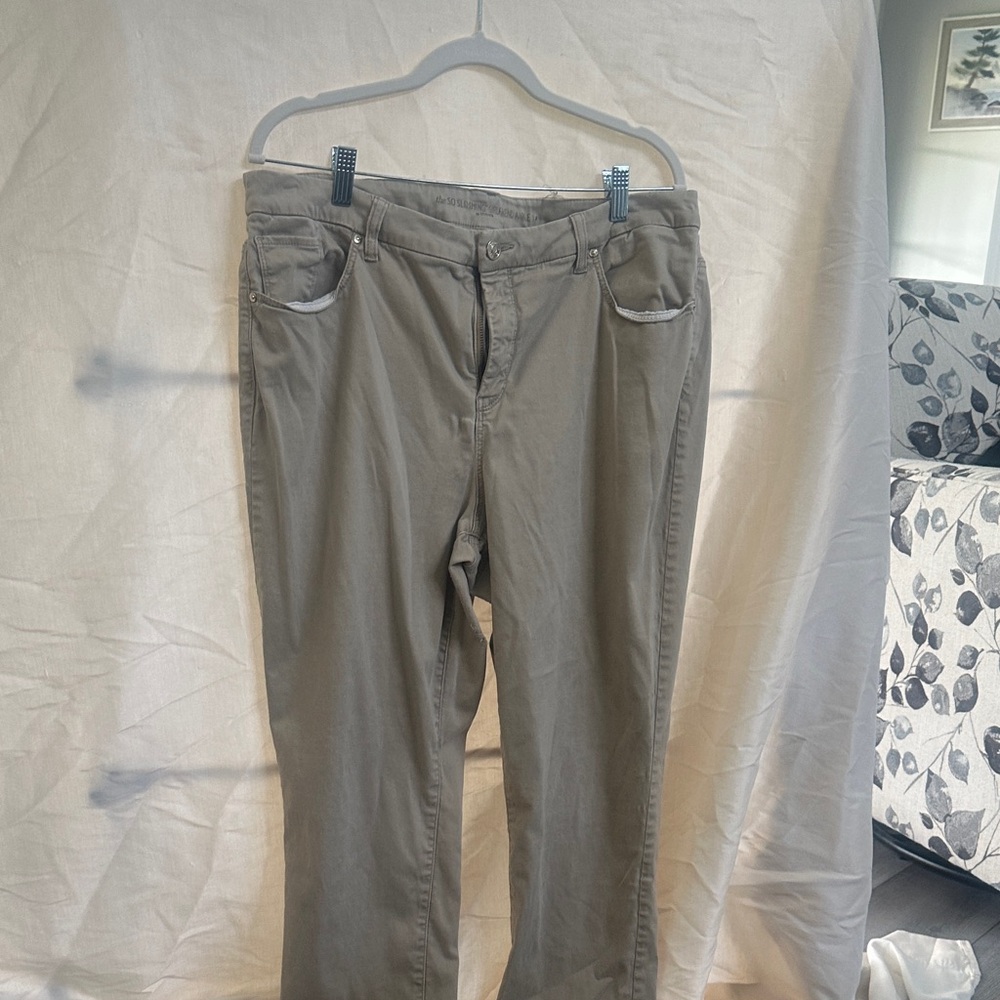 Chico's Taupe Ankle Pants